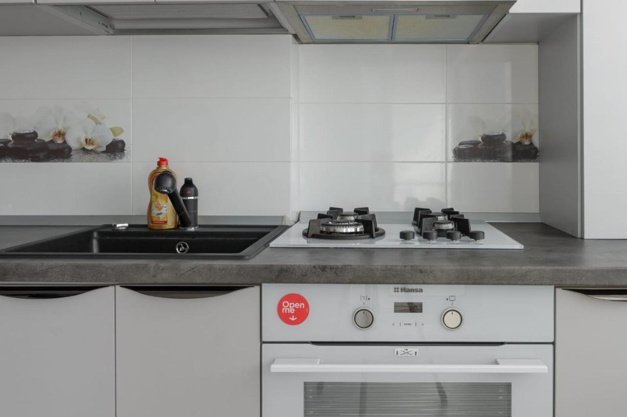 Close Palas Apartment Ясси Екстер'єр фото