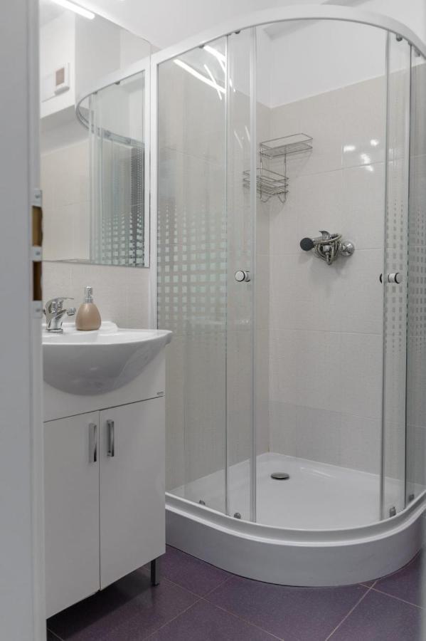 Close Palas Apartment Ясси Екстер'єр фото